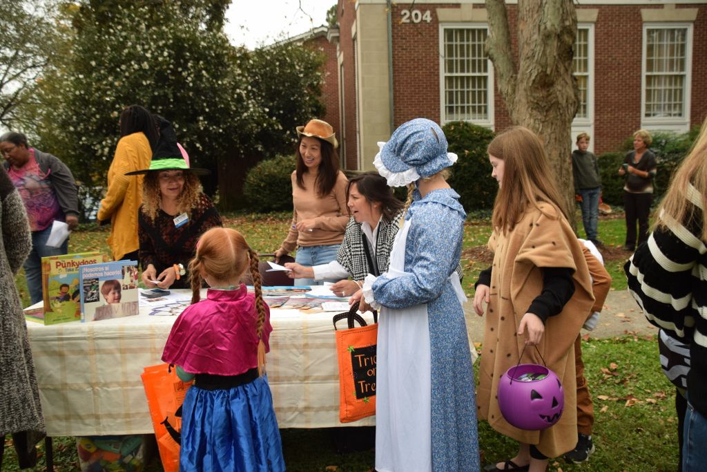 library festival 10-2019 206 (1024x683).jpg